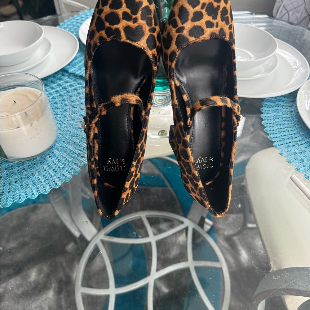 Crown & Ivy Brown and Black Heels